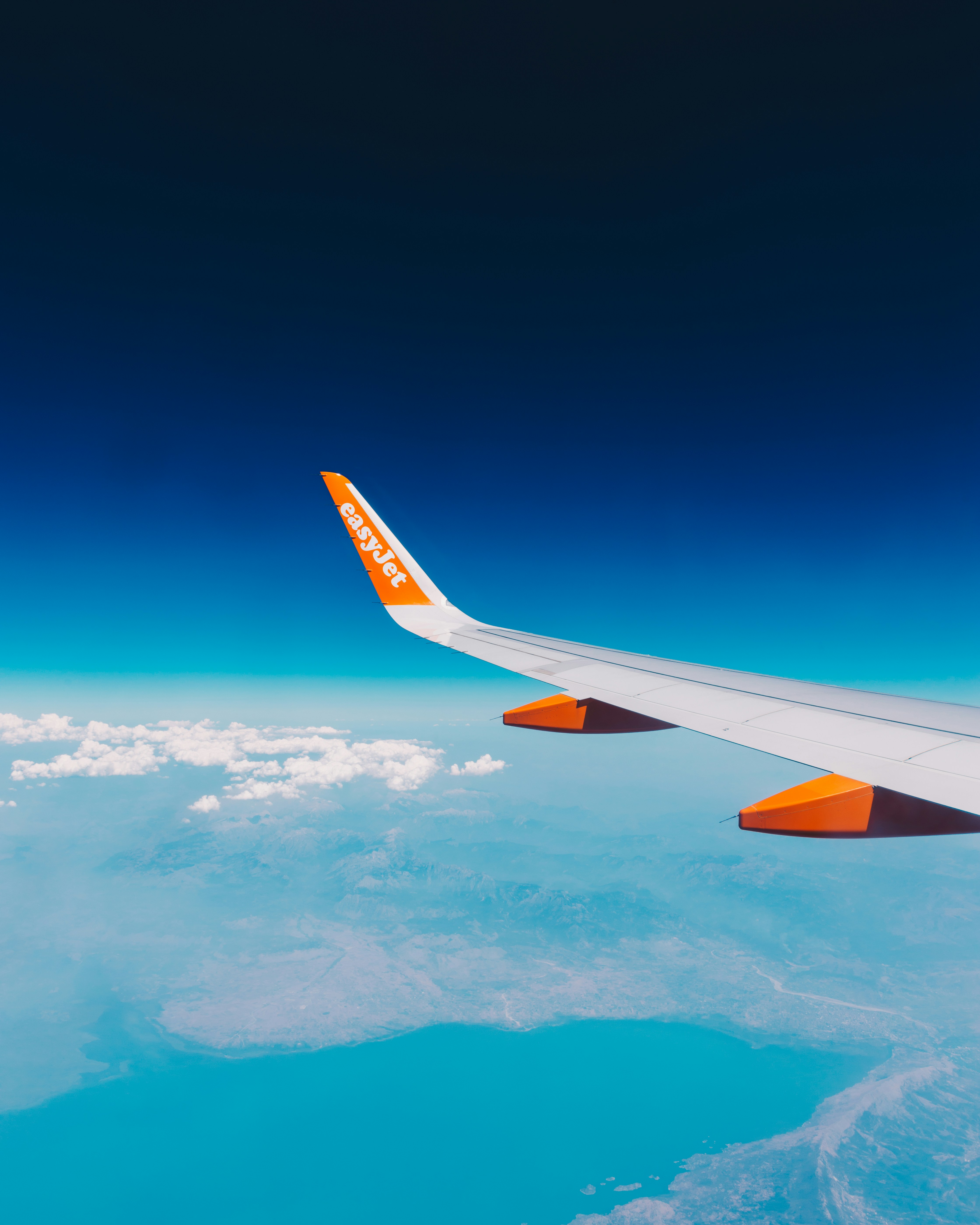 easyjet.jpg